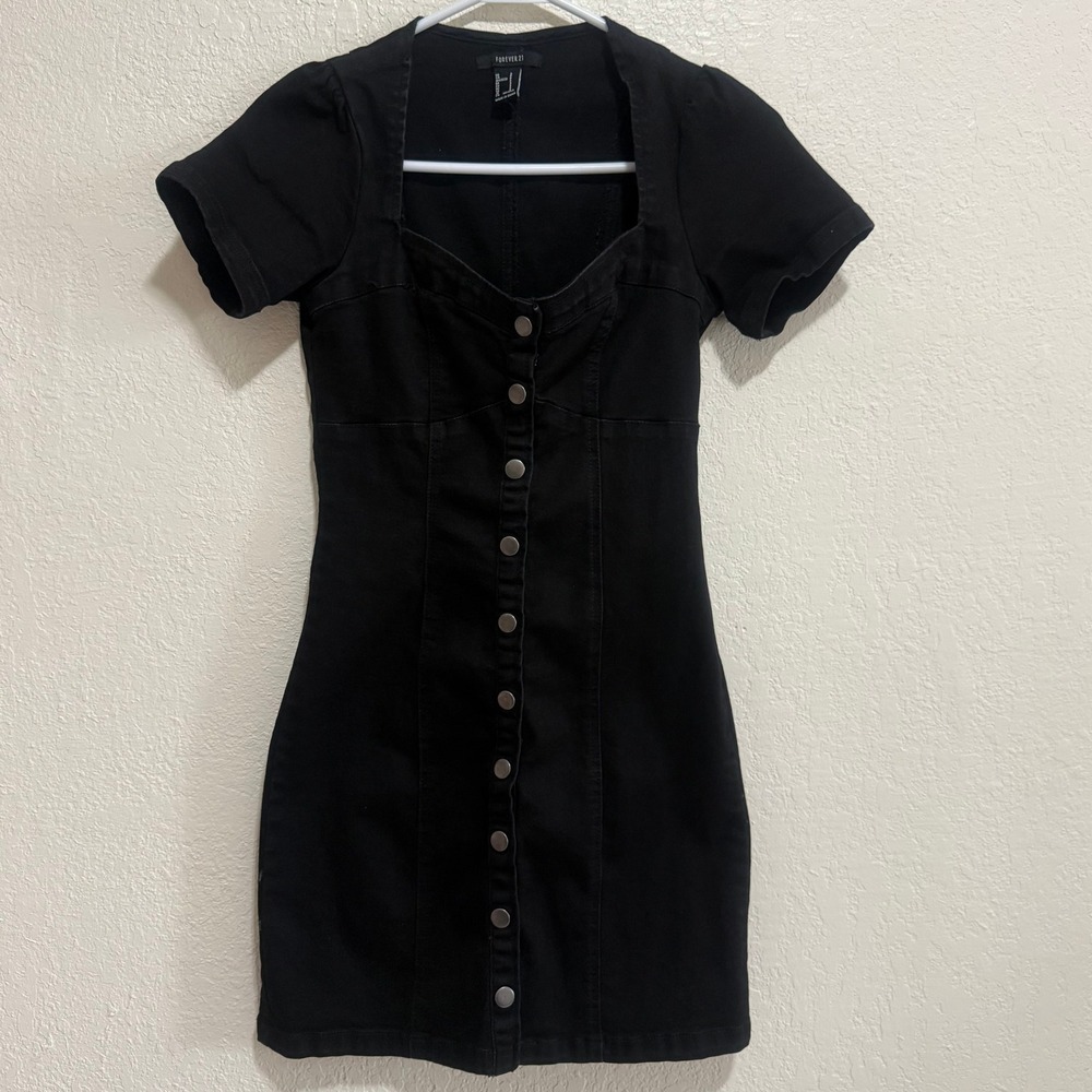 Forever 21 Black Button-Front Mini Dress